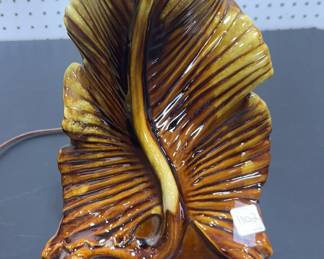 Mid Century Leaf TV Lamp