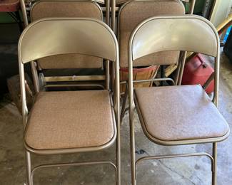 Set of 4 Samsonite Folding chairs—excellent condition