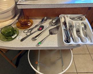 Silverware sets