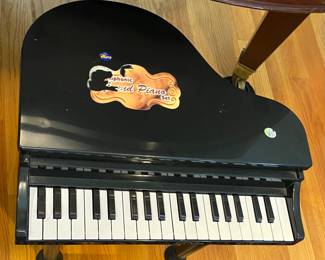 Kid piano
