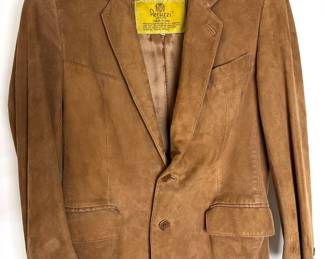 Peruzzi Italian Suede Jacket, Size 46
Lot #: 42