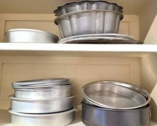 Over 15 Baking Pans Including Bundt Pans
Lot #: 128
