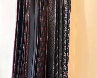 Over 20 Neck Ties By Giorgio Armani, Fendi, Gucci, Oscar De La Renta & More With Vintage Tie Rack
Lot #: 43