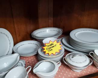 Crestmont China