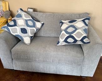 Love seat-New with 2 year warranty