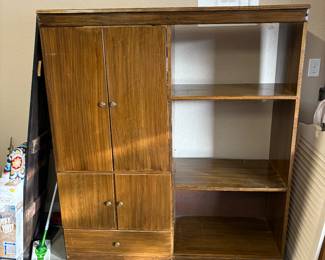 Media cabinet