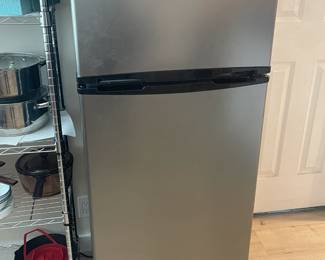 Thomson Skinny Fridge - Stainless