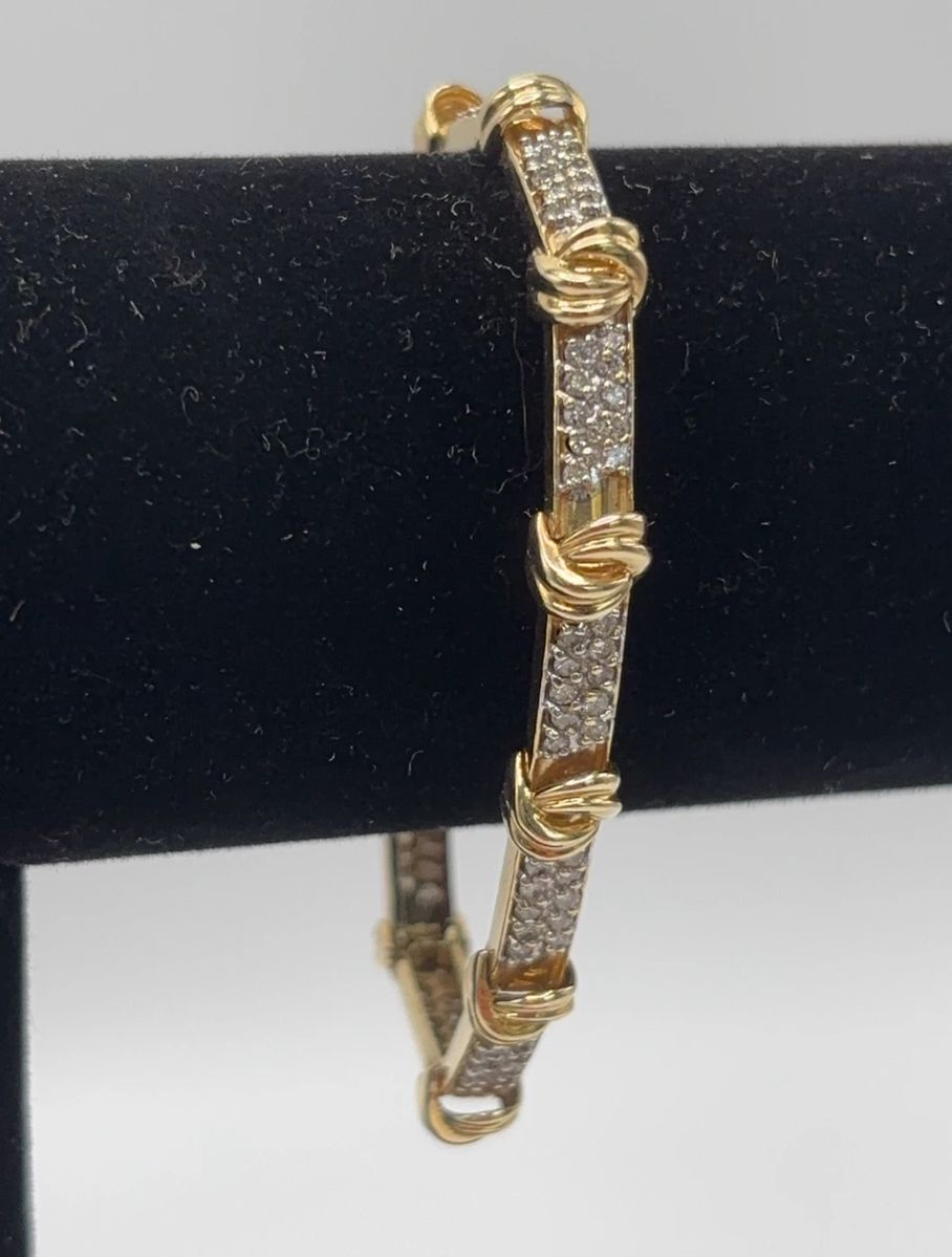 001 14K Yellow Gold And Diamond Tennis Bracelet