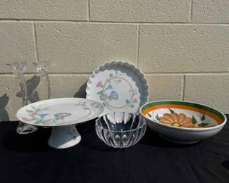 Japanese and Italian ceramics with glassware