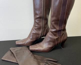 AK Anne Klein Boots size 06