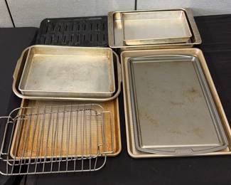 Ovenware Mystery Lot