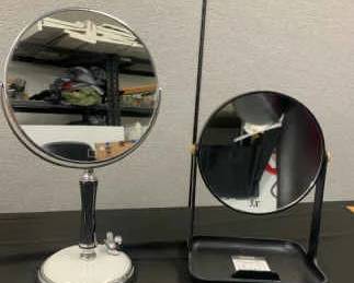 2 Cosmetic Mirrors