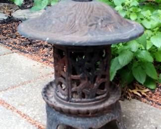 Cast Iron Pagoda Garden Lantern
