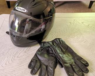Zeus Helmet and Bikerse Glove Set