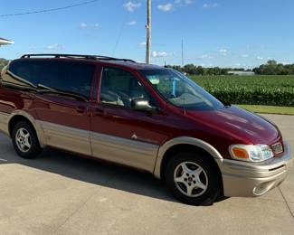 This is a 2002 Pontiac Montana. It is in excellent condition! ZERO rust, interior EXCELLENT and of course runs great! A terrific find for someone looking for a great reliable used vehicle!  