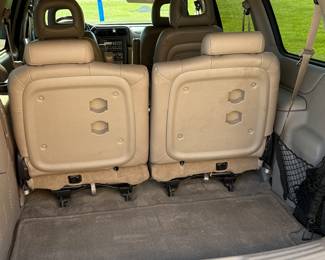 Plenty of space in the back behind the second row of seats! CLEAN AS A WHISTLE! 