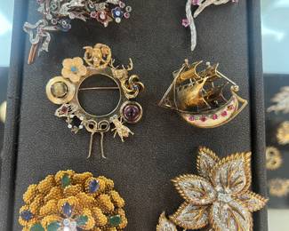 Vintage Brooches