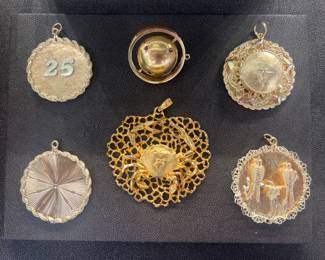 Vintage Charms Pendants