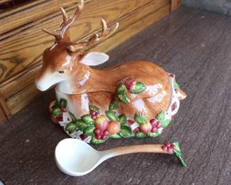 Royal Hunt deer tureen - new in box