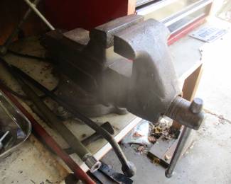 Large Craftsman Bench Vise 