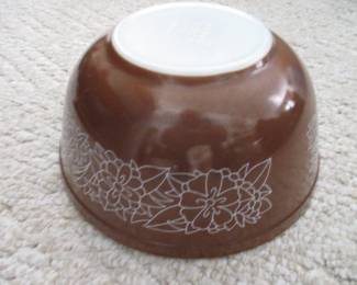 Vintage Pyrex (Woodland)