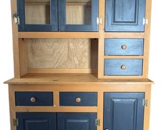 Farmhouse Style Kitchen Cabinet