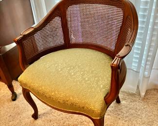 Mid Century Modern Chair (1 of 2)