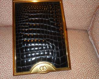 Gucci note pad
