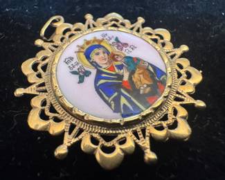 14K Gold Religious Pendant