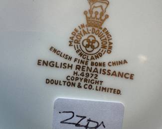 Royal Doulton "English Renaissance" Bone China (22pc)