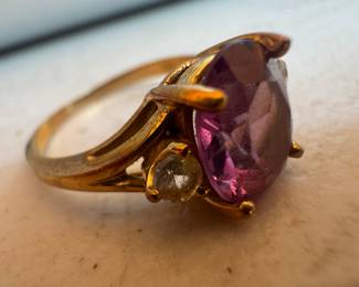 14K Gold & Amethyst Ring
