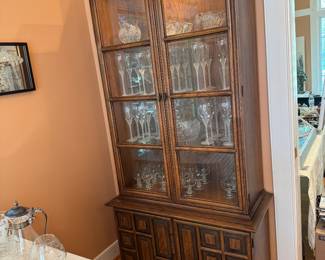 Henredon 4 Door Lighted China Cabinet (38"W x 17"D x 80"H)