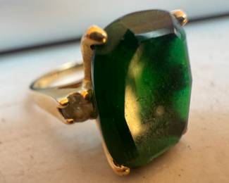 14K Gold and Green Tourmaline Ring