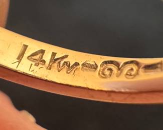 14K Gold & Diamond Ring