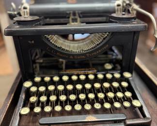 Vintage typewriter.