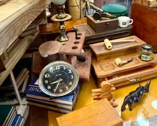 Old clocks, vintage clocks and bed side clocks are here.