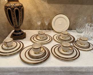 Lenox Monroe Presidential China