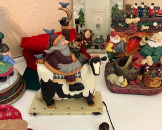Willray Primitive Santa