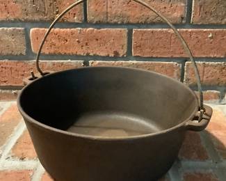 Cast iron dutch oven