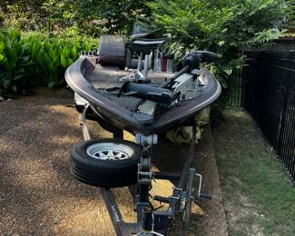 Ranger 481v Fishing Boat
2020 Mercury Model 115ELPT 4S Engine
Minn Kota Ultrex Trolling Motor 
Ranger Trailer
Various Fishing Equipment
