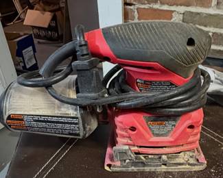 Skil 7292-02 2.0 Amp 1/4 Sheet Palm Sander with Pressure Control.