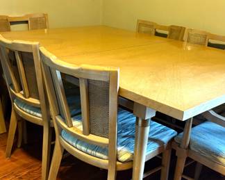 Mid-Century Dinning room table- 6 Chairs and two leafs- Limed Oak