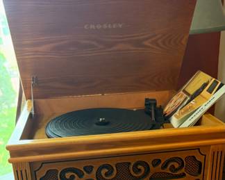 Crosley CR48PH record player, a vintage-inspired