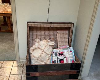 Vintage trunk 
