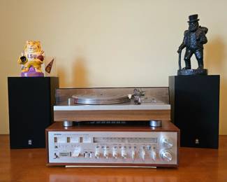 Vintage Yamaha CR-2020 Receiver and YP-D6 Turntable w/ original boxes