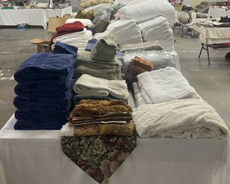 Tabletop & Bathroom Linens