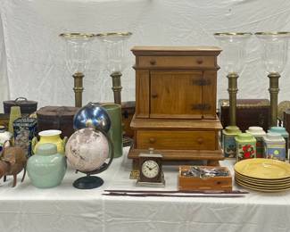 Colorful Tabletop Items