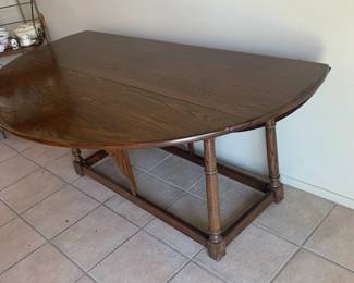 Solid Oak Gate Leg Dining Table