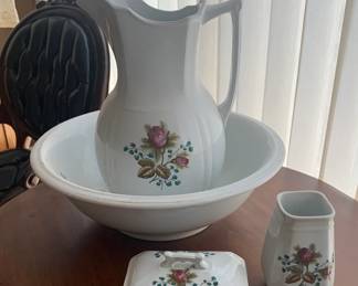 Alfred Meakin Royal Ironstone Wash Basin, Pitcher, Soap Dish, and Toothbrush Holder