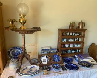 Carved Walnut Pedestal Table and Large Collection of Blue and White Haviland China